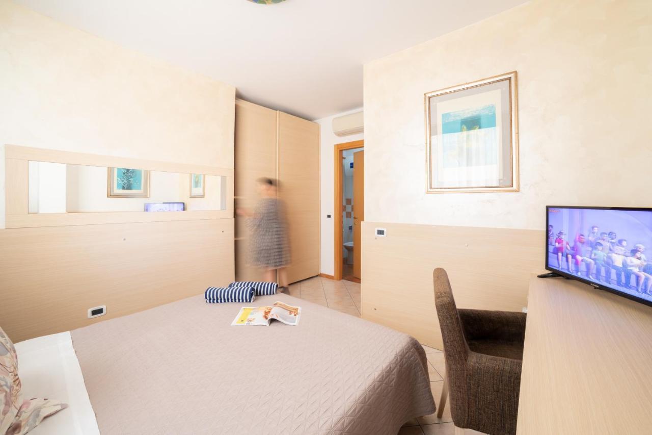 Casa Merano Residence & Restaurant Bibione Centro מראה חיצוני תמונה