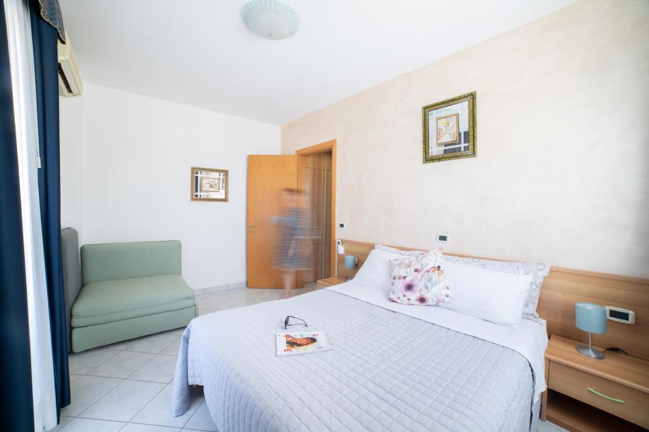 Casa Merano Residence & Restaurant Bibione Centro מראה חיצוני תמונה